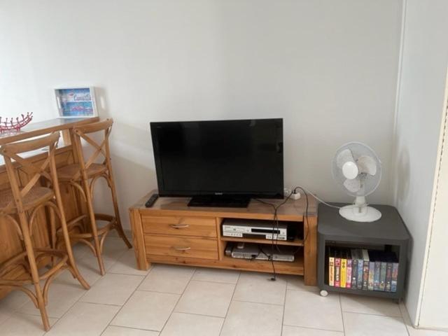 Villa Magali - Appartement Climatise T3 Duplex - Grau-Du-Roi - Hypercentre 20 M De La Plage Le Grau-du-Roi Esterno foto